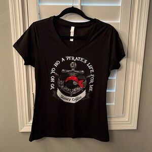 V-neck screen print T-shirt